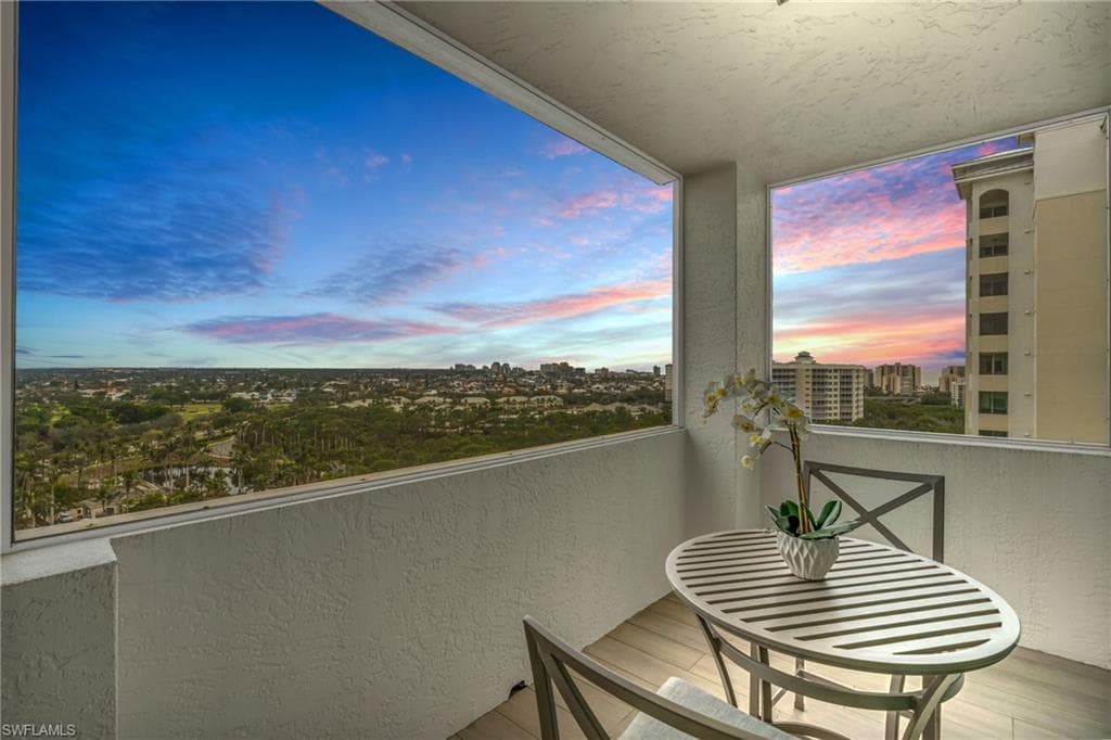 285 Grande Way 1406, Naples, FL 34110-22