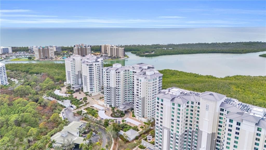 285 Grande Way 1406, Naples, FL 34110-27