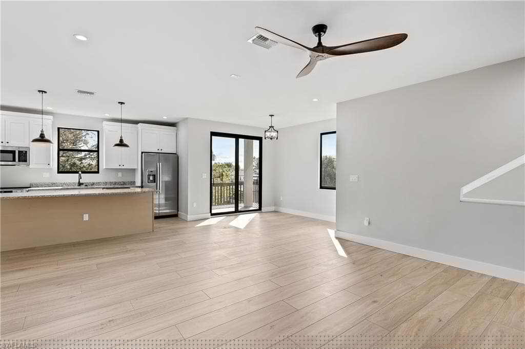 3063 Connecticut Ave, Naples, FL 34112-6