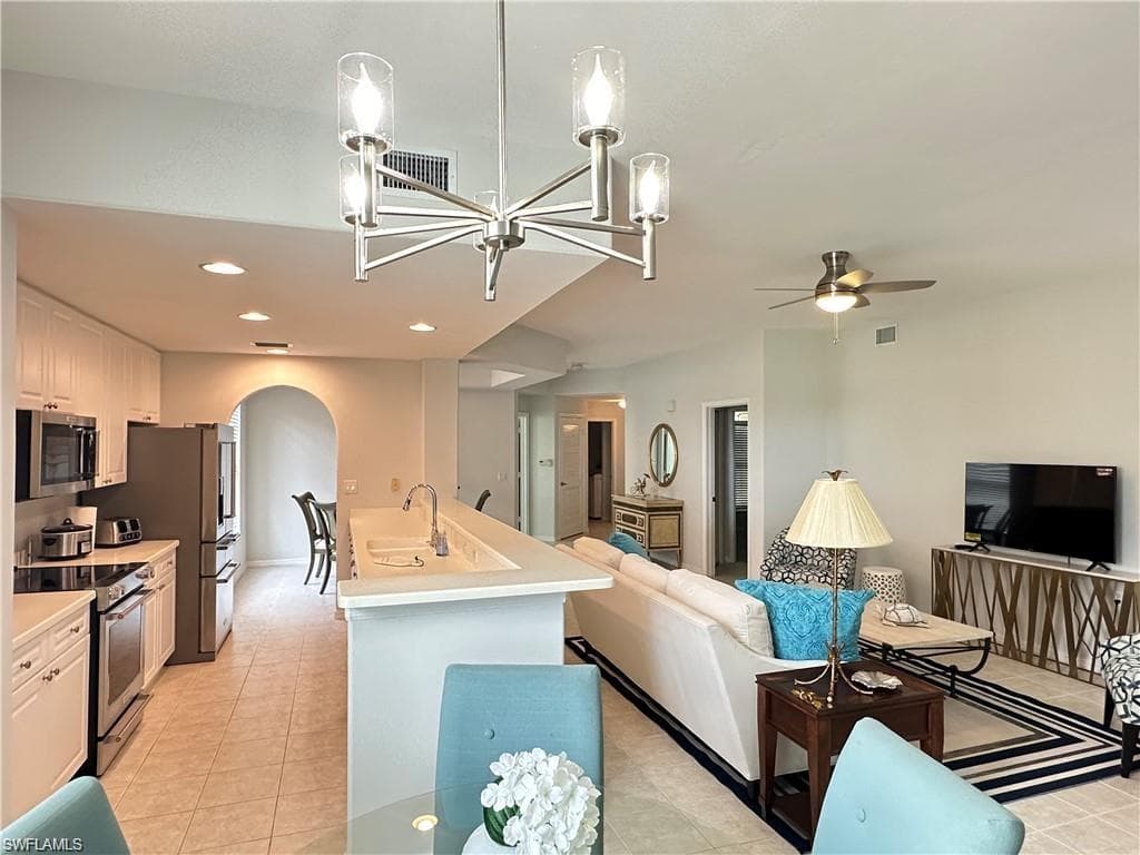 1953 Crestview Way 161, Naples, FL 34119-4