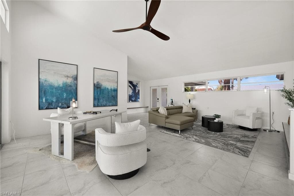454 Flamingo Ave, Naples, FL 34108-9