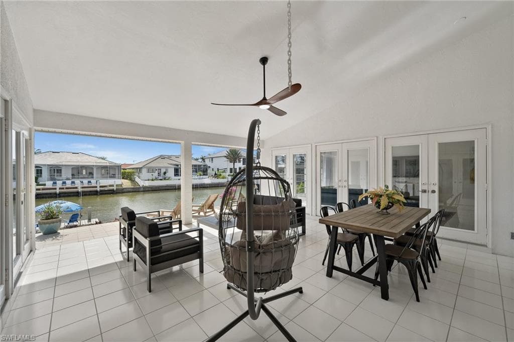 454 Flamingo Ave, Naples, FL 34108-17