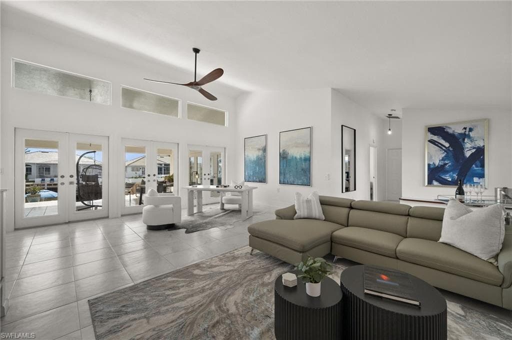 454 Flamingo Ave, Naples, FL 34108-4