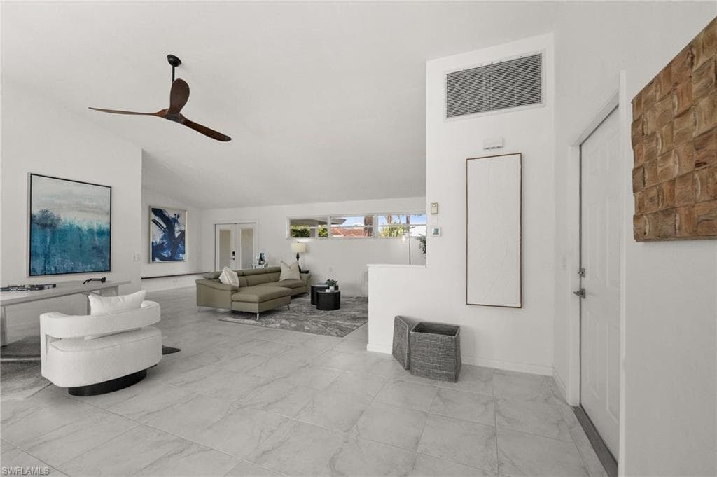 454 Flamingo Ave, Naples, FL 34108-6