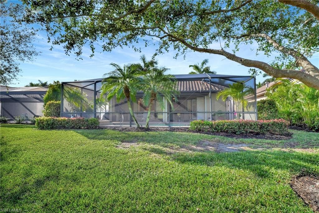3050 Aviamar Cir, Naples, FL 34114-41