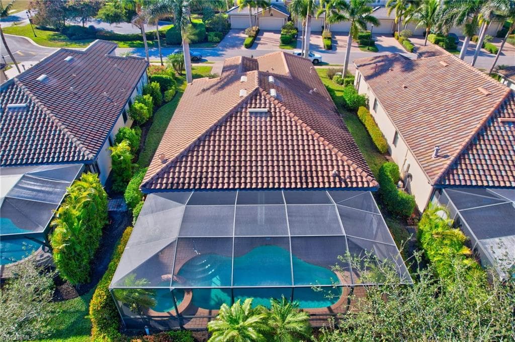 3050 Aviamar Cir, Naples, FL 34114-44