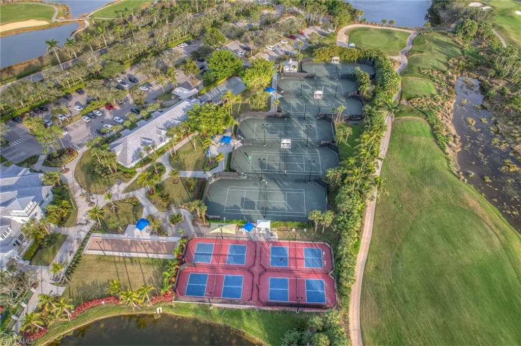 3050 Aviamar Cir, Naples, FL 34114-48