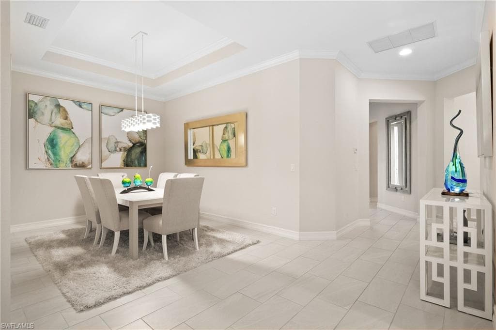 6608 Roma Way, Naples, FL 34113-13