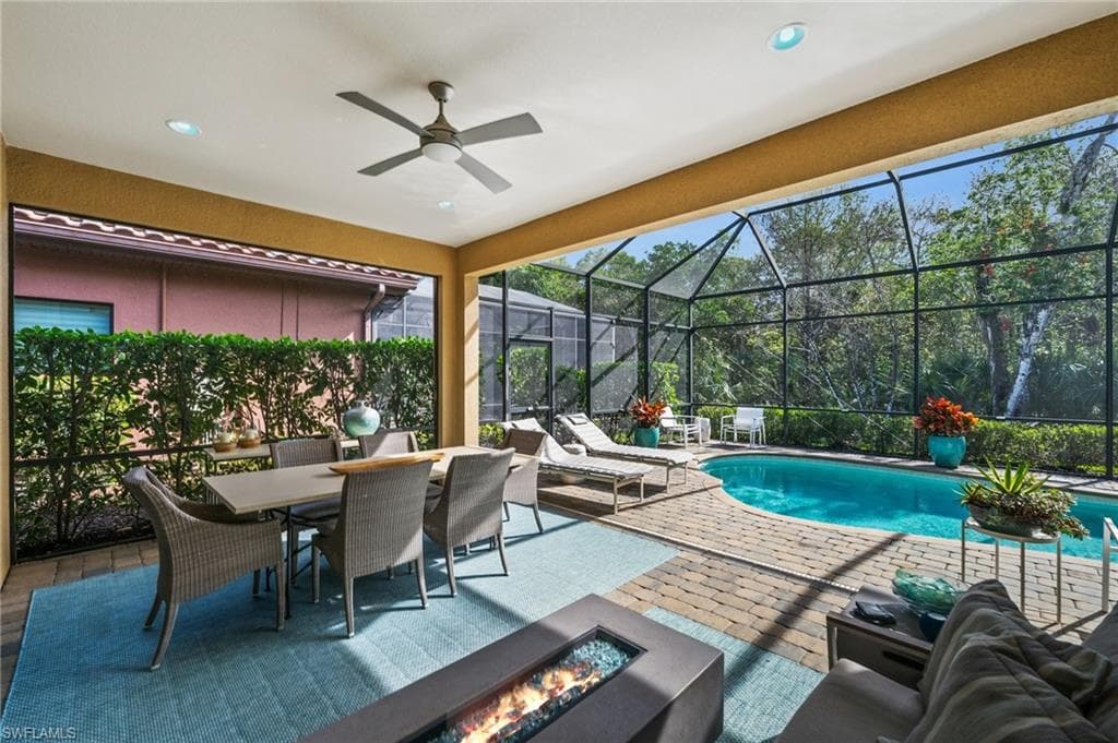 6608 Roma Way, Naples, FL 34113-29