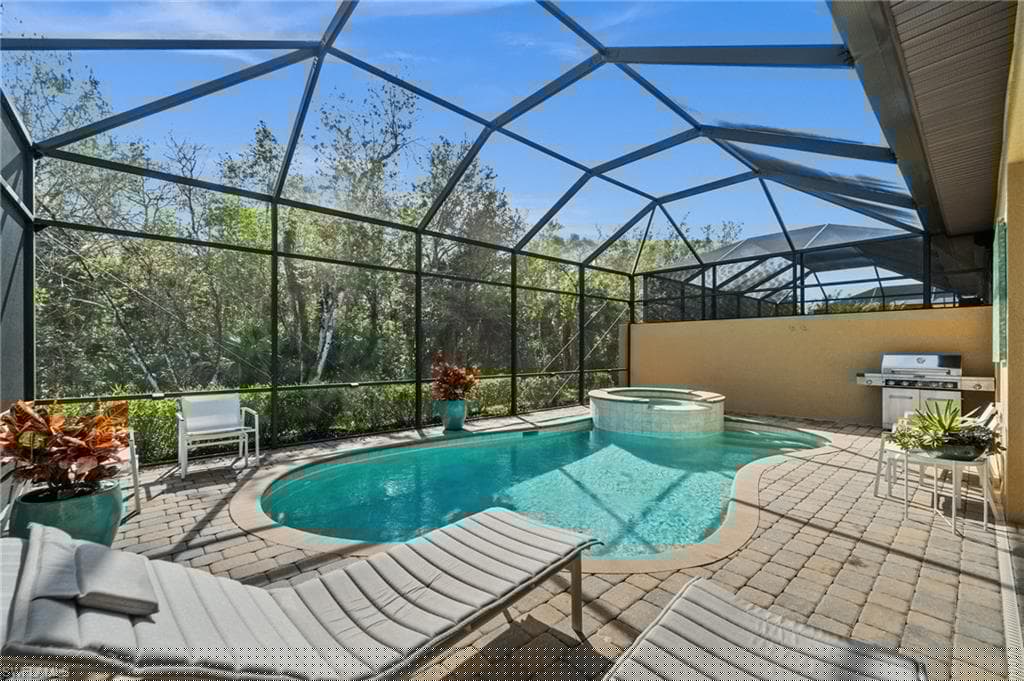 6608 Roma Way, Naples, FL 34113-30