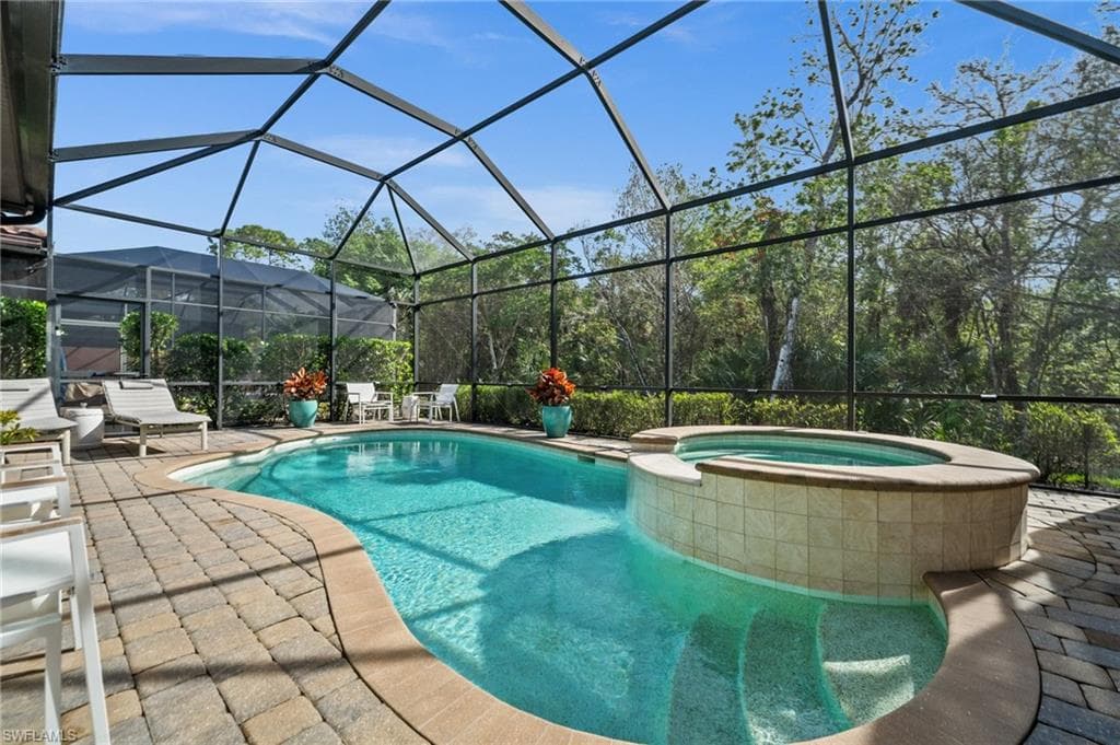 6608 Roma Way, Naples, FL 34113-32