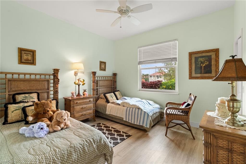 21 Hickory Ct, Marco Island, FL 34145-20