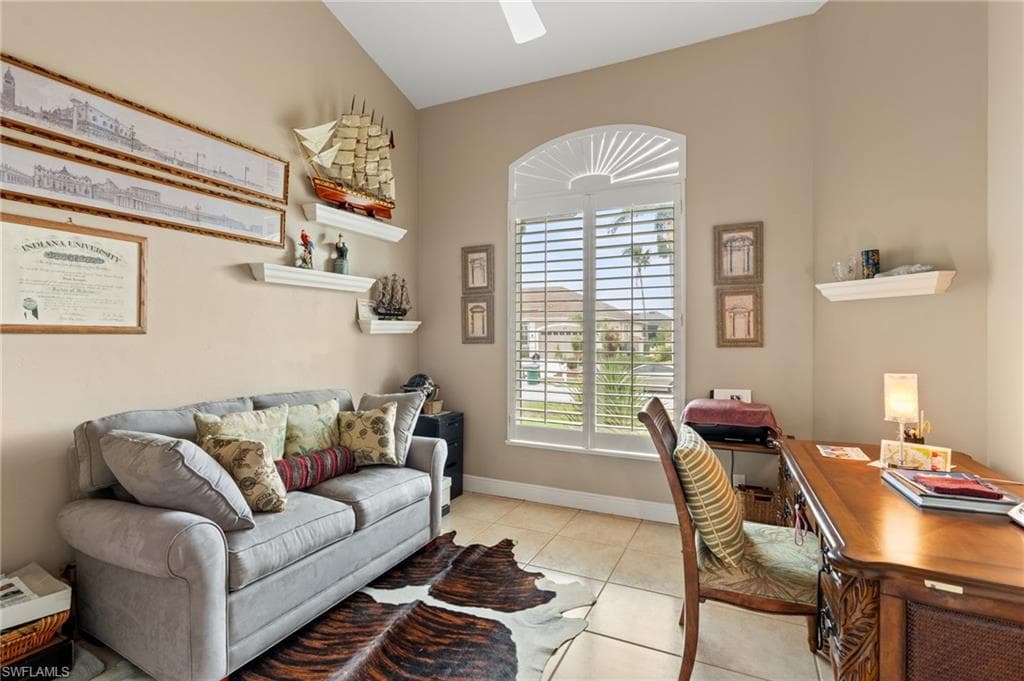 21 Hickory Ct, Marco Island, FL 34145-25