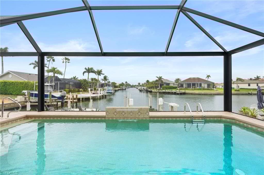 21 Hickory Ct, Marco Island, FL 34145-2
