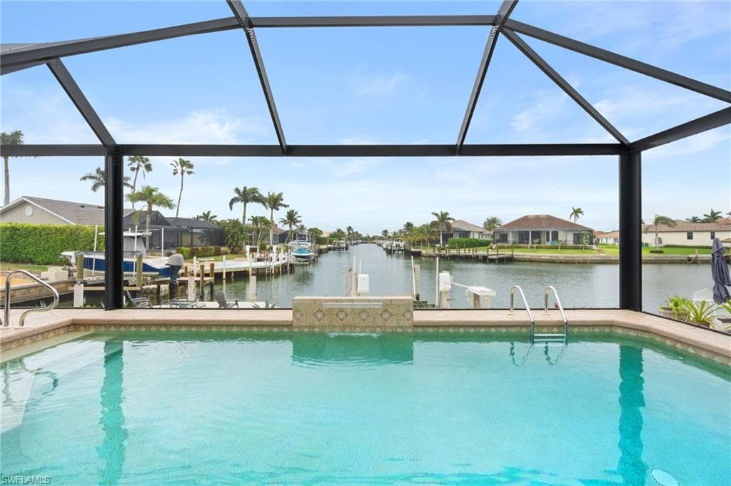 21 Hickory Ct, Marco Island, FL 34145-2