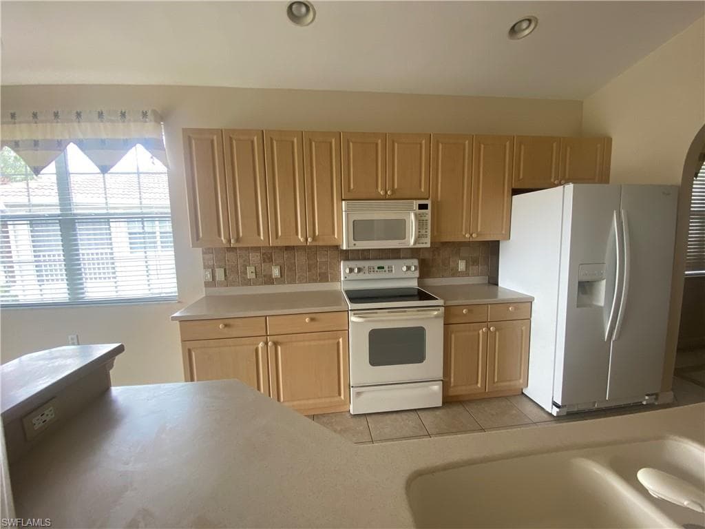 3054 Driftwood Way 4508, Naples, FL 34109-20