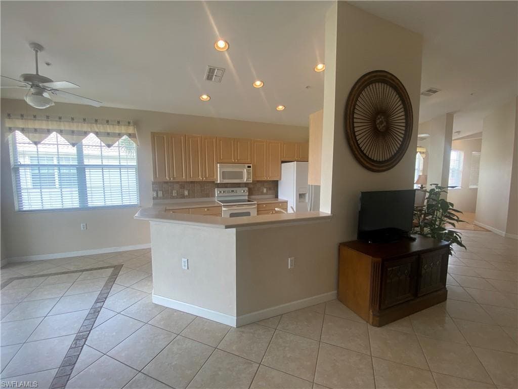 3054 Driftwood Way 4508, Naples, FL 34109-25