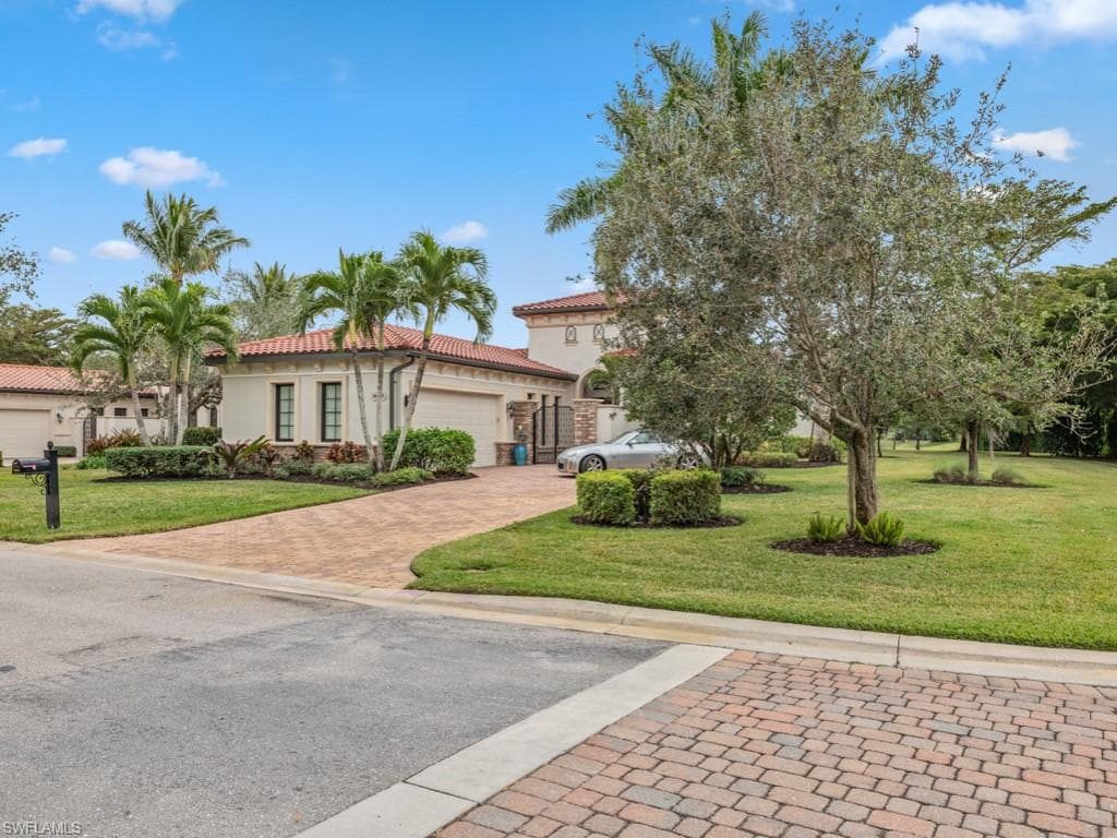 16843 Cabreo Dr, Naples, FL 34110-5