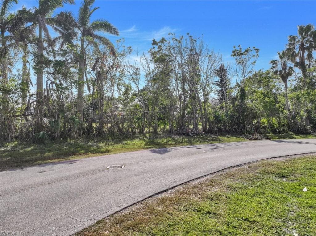 441 Elk Cir, Marco Island, FL 34145-11