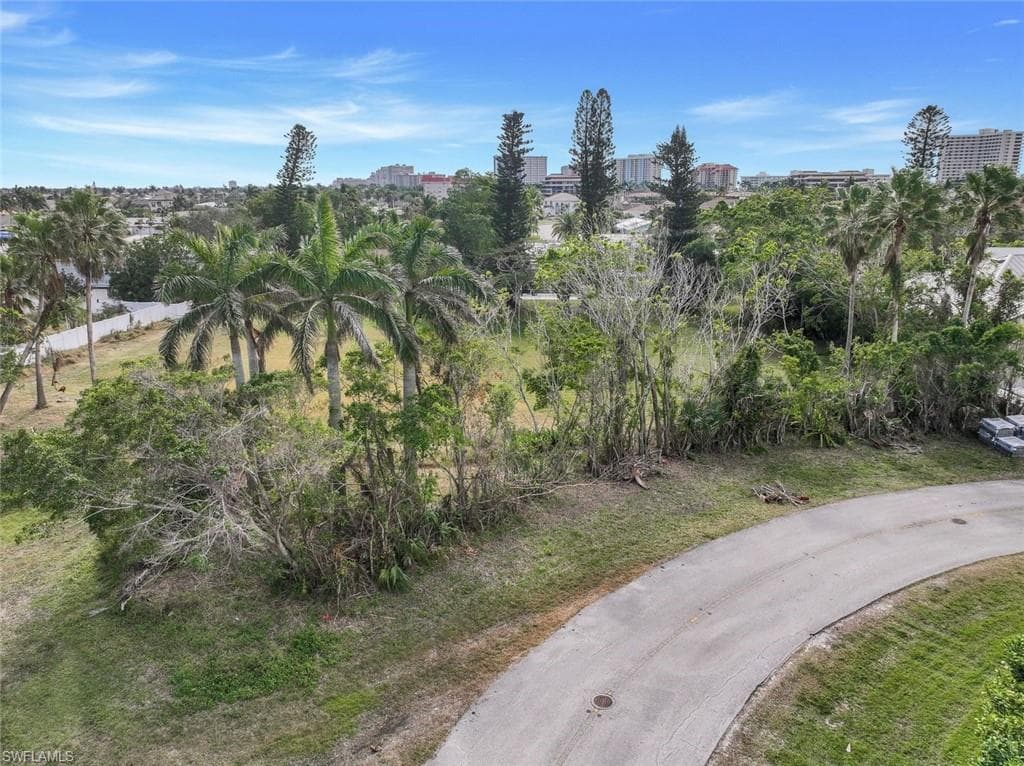 441 Elk Cir, Marco Island, FL 34145-12
