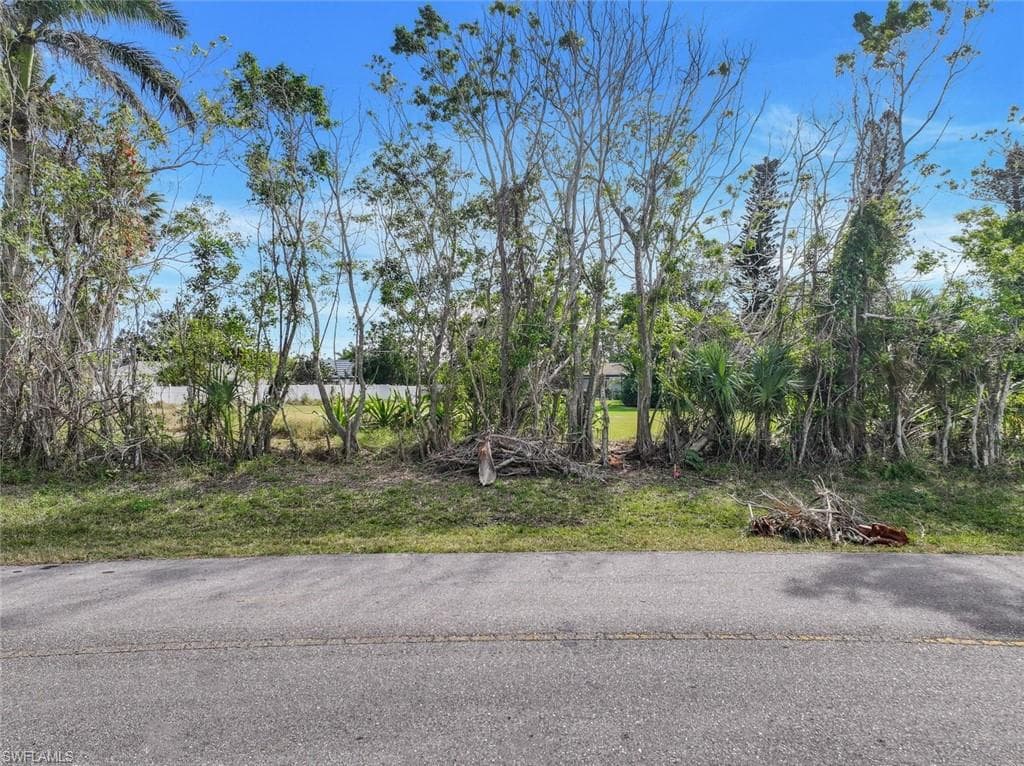 441 Elk Cir, Marco Island, FL 34145-16