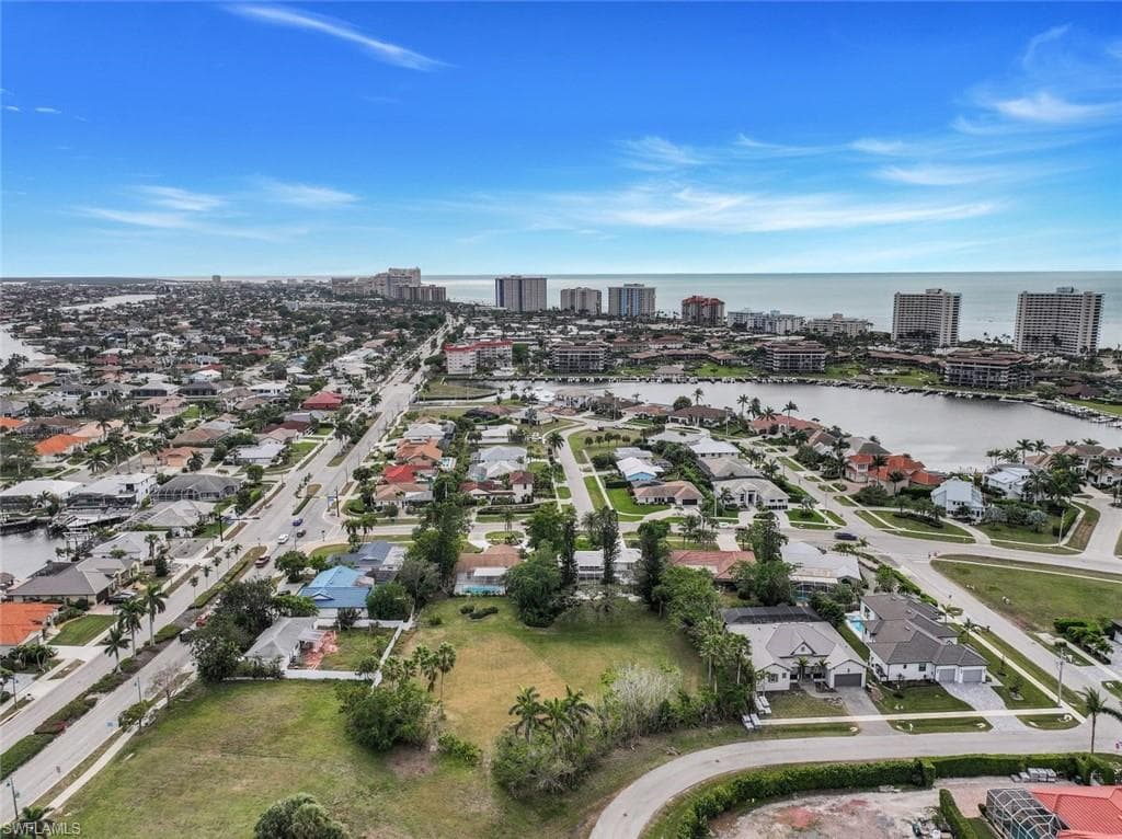 441 Elk Cir, Marco Island, FL 34145-18