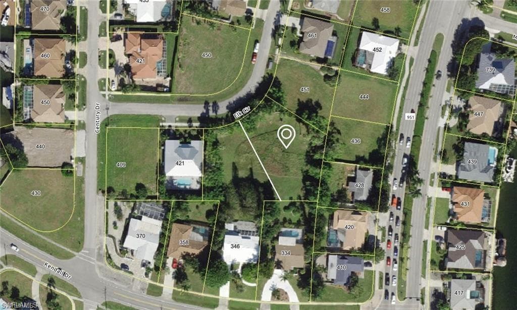 441 Elk Cir, Marco Island, FL 34145-2