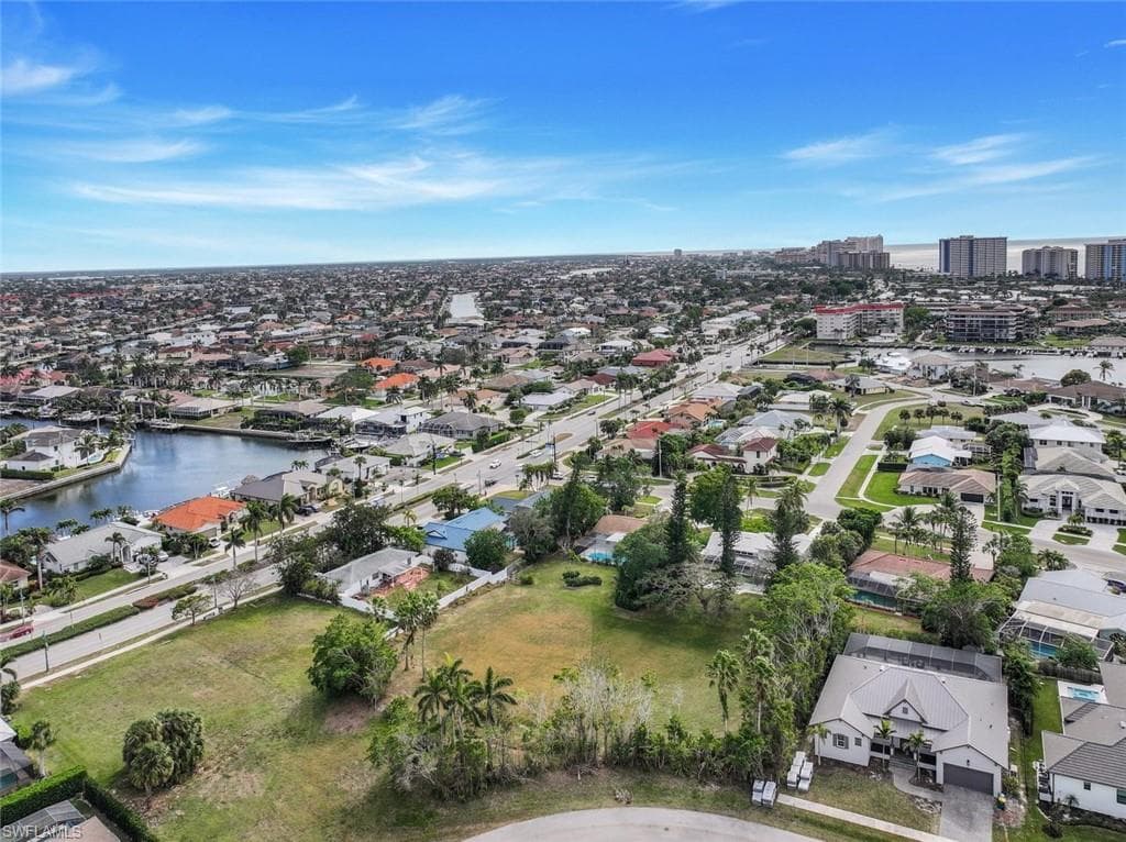 441 Elk Cir, Marco Island, FL 34145-5