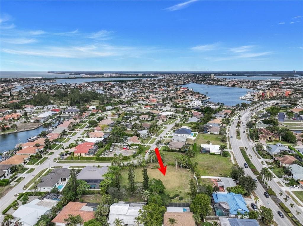 441 Elk Cir, Marco Island, FL 34145-7
