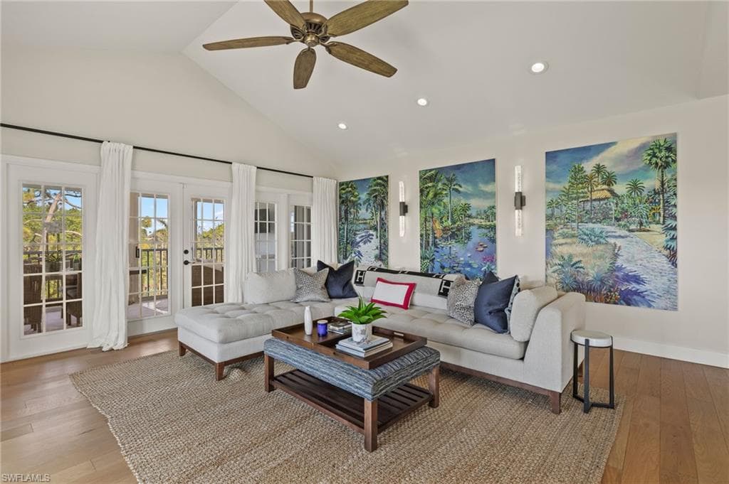 4460 Yacht Harbor Dr, Naples, FL 34112-2