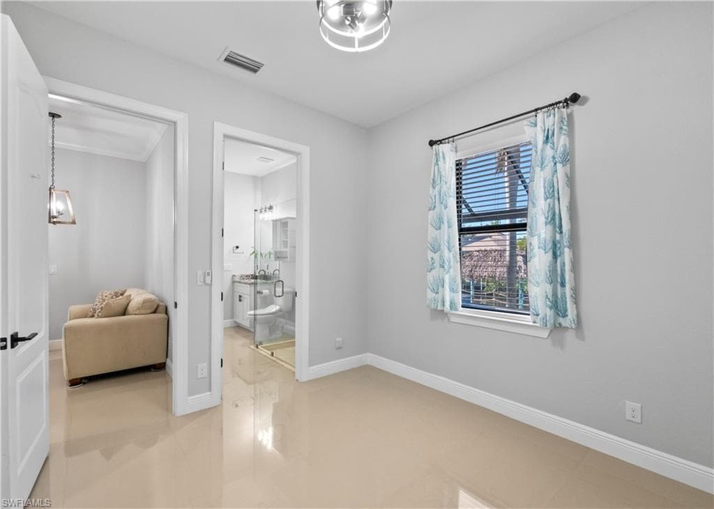 412 32nd Pl, Cape Coral, FL 33993-25