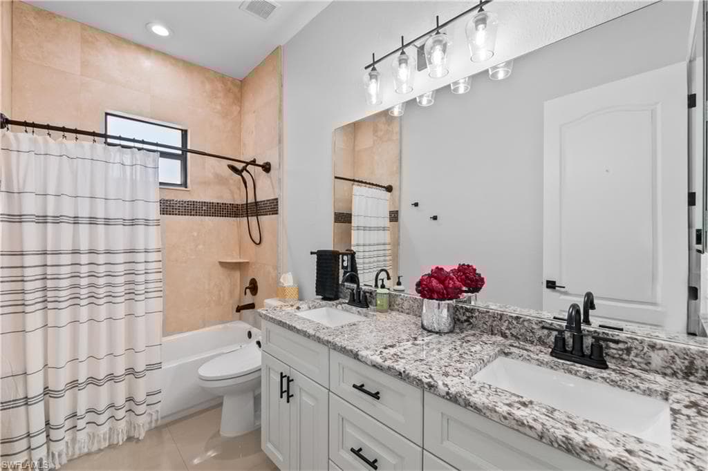 412 32nd Pl, Cape Coral, FL 33993-29