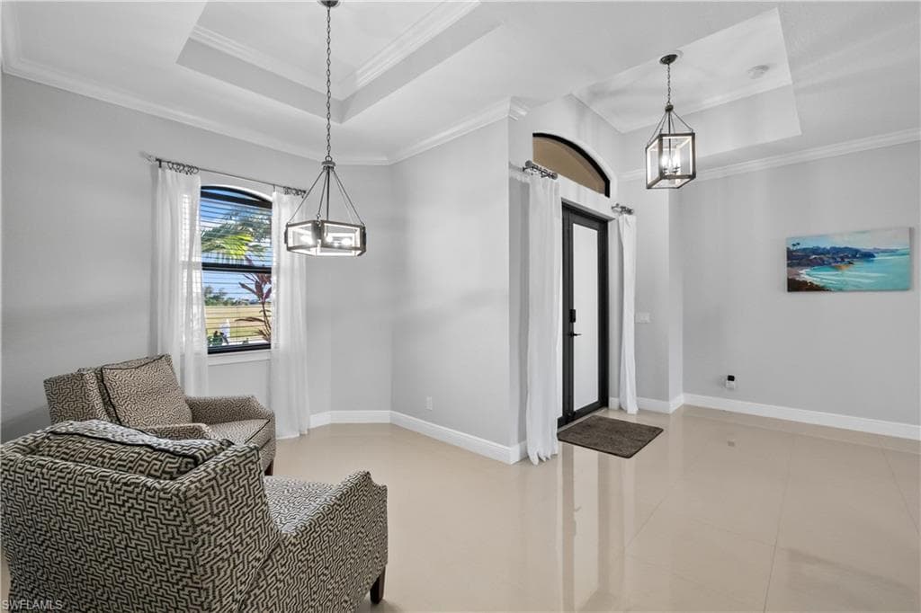 412 32nd Pl, Cape Coral, FL 33993-33