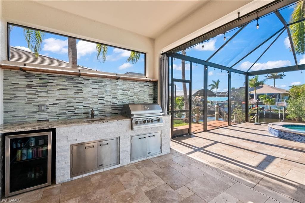 412 32nd Pl, Cape Coral, FL 33993-35
