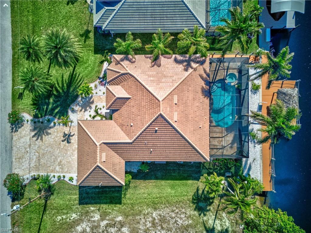 412 32nd Pl, Cape Coral, FL 33993-47