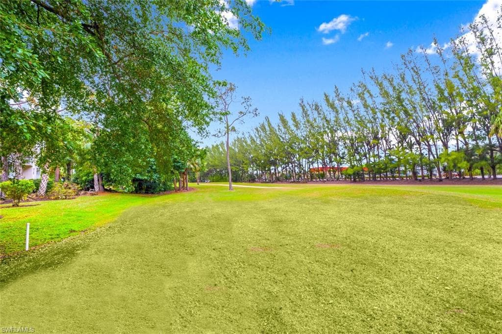 499 Forest Lakes Blvd 110, Naples, FL 34105-25