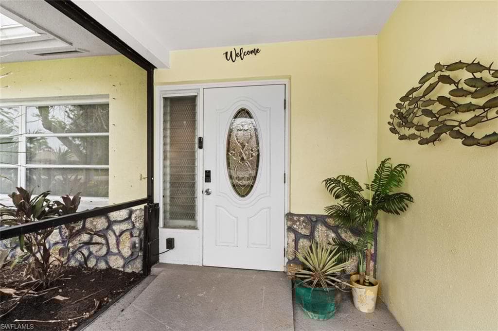 5217 Elm Ct, Cape Coral, FL 33904-15