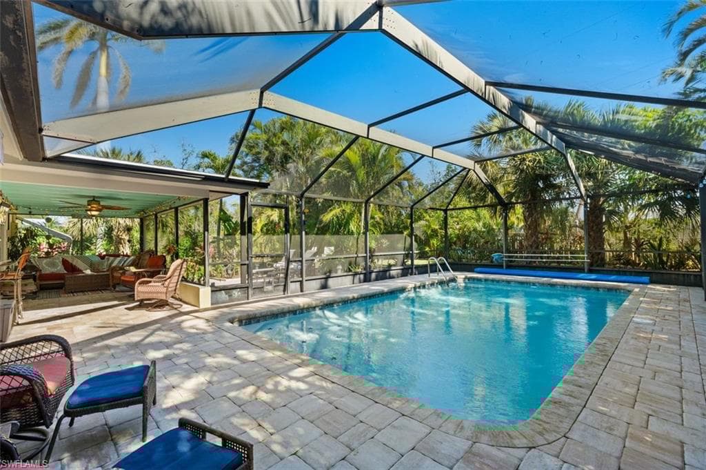 5217 Elm Ct, Cape Coral, FL 33904-36