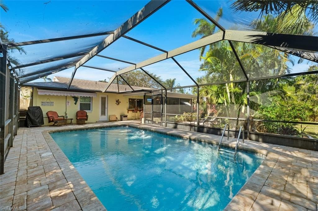 5217 Elm Ct, Cape Coral, FL 33904-38