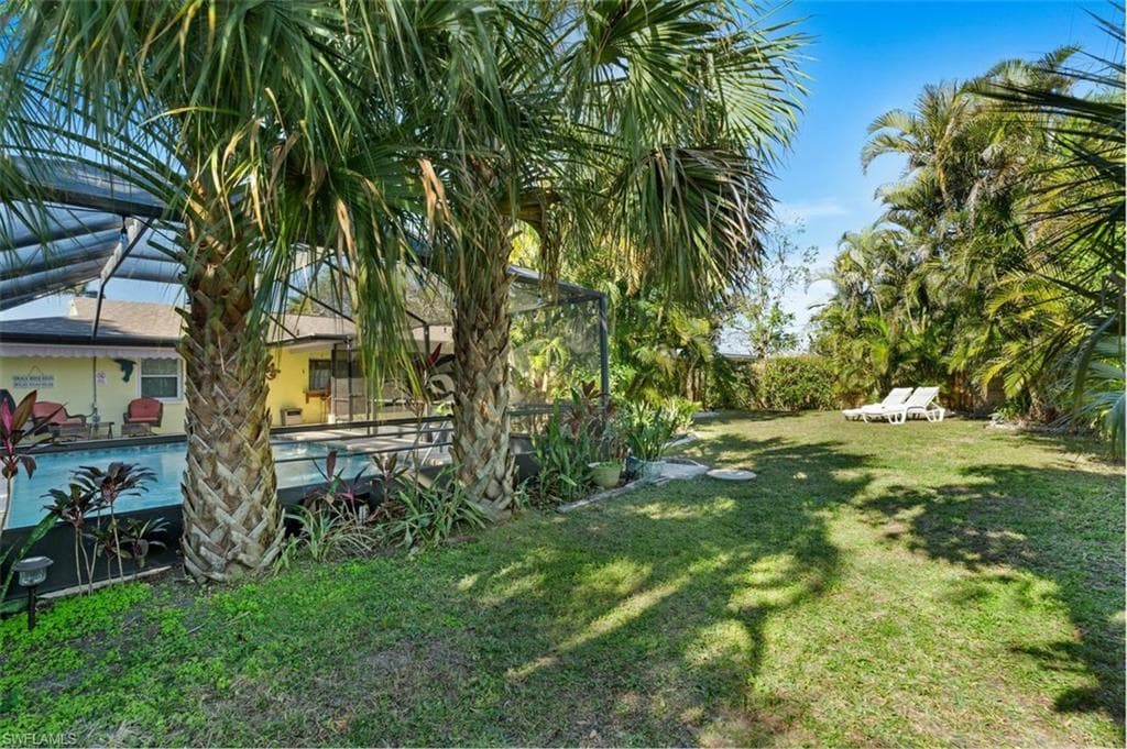 5217 Elm Ct, Cape Coral, FL 33904-40