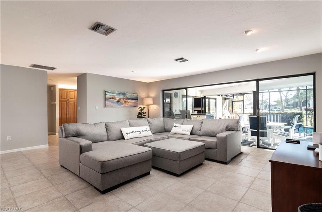 28389 Verde Ln, Bonita Springs, FL 34135-10