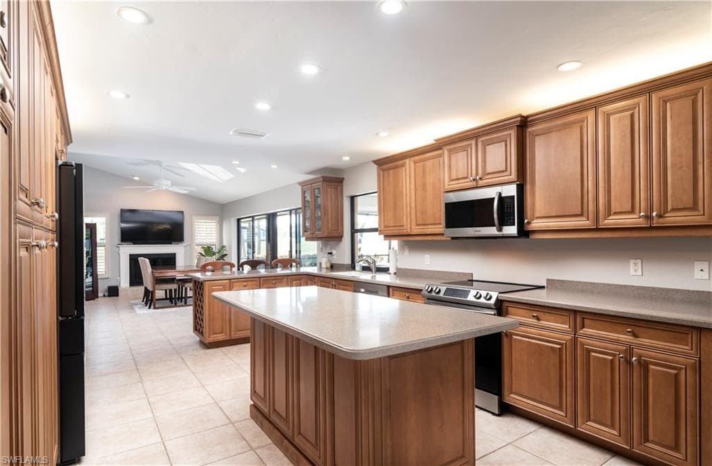 28389 Verde Ln, Bonita Springs, FL 34135-17