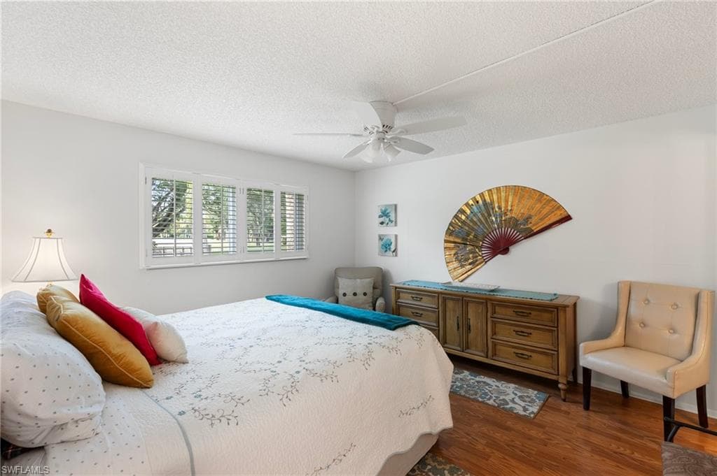 100 Forest Lakes Blvd 102, Naples, FL 34105-13