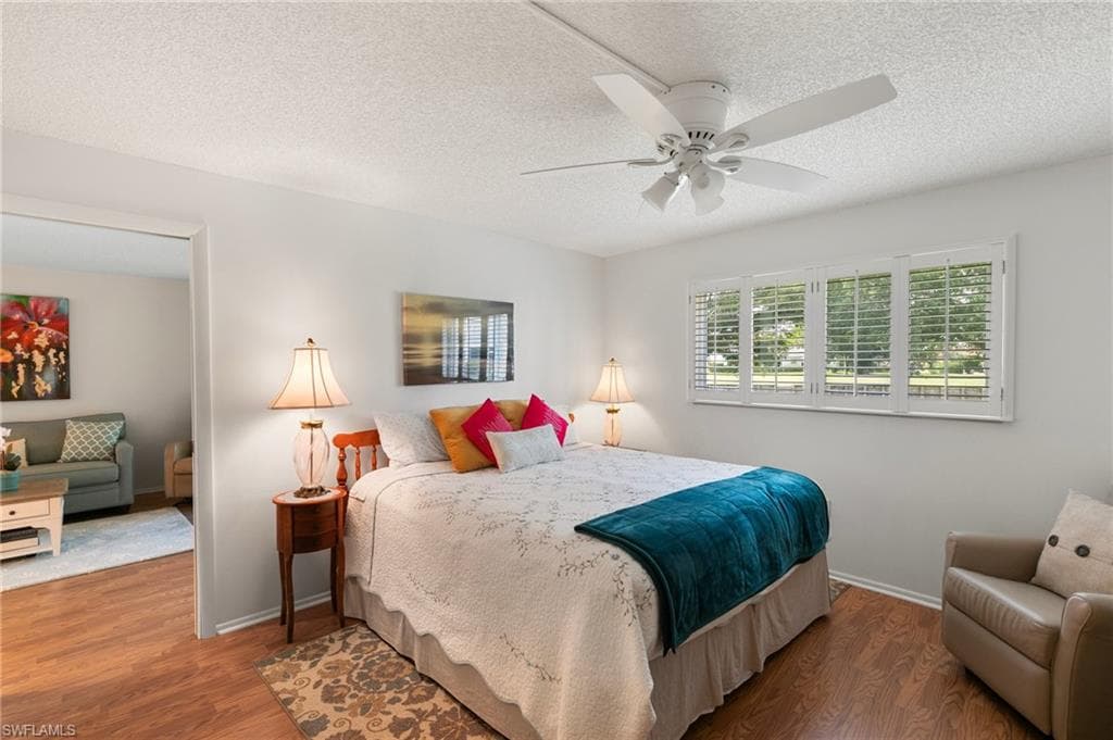 100 Forest Lakes Blvd 102, Naples, FL 34105-14