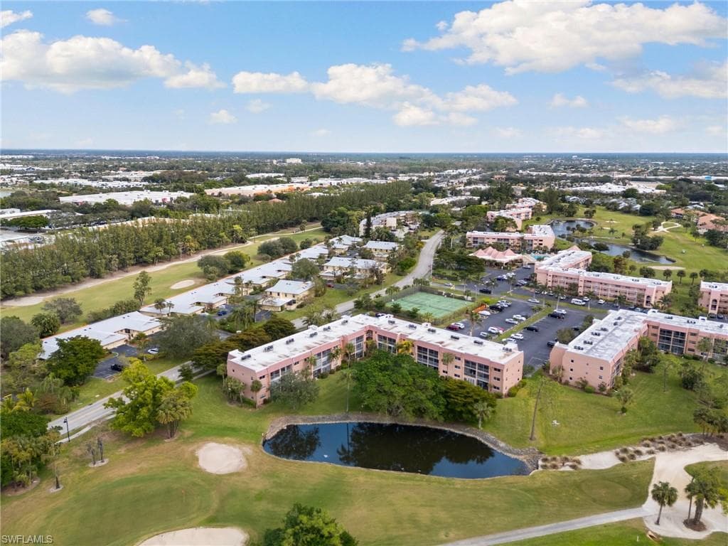 100 Forest Lakes Blvd 102, Naples, FL 34105-1