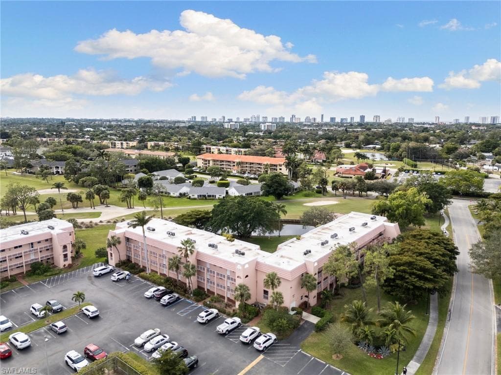 100 Forest Lakes Blvd 102, Naples, FL 34105-23