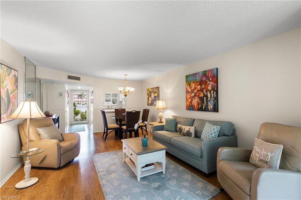 100 Forest Lakes Blvd 102, Naples, FL 34105-7