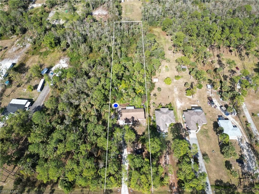 2911 14th Ave SE, Naples, FL 34117-8