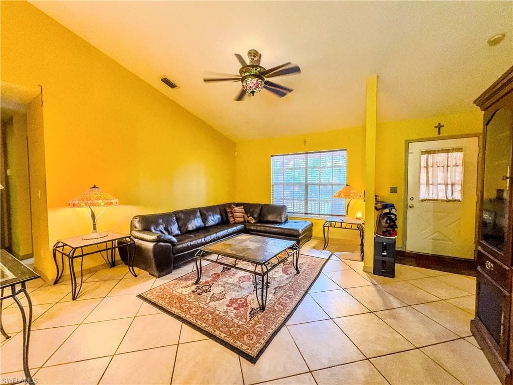 2911 14th Ave SE, Naples, FL 34117-9