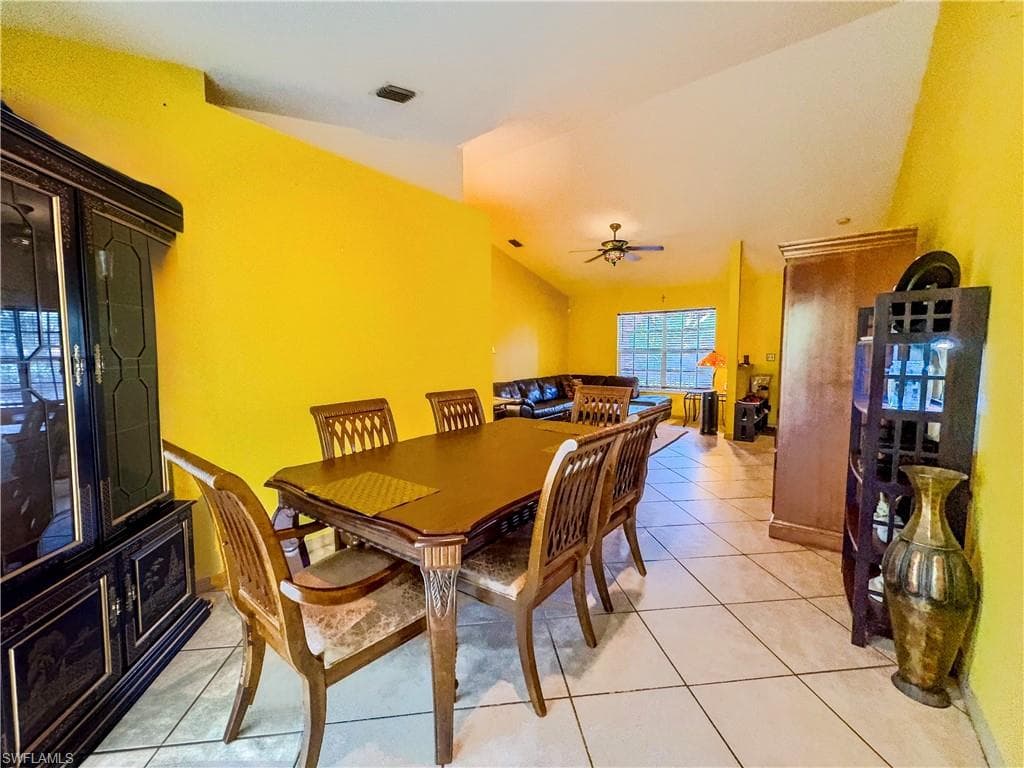 2911 14th Ave SE, Naples, FL 34117-11